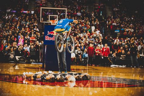 nba halftime entertainment.
